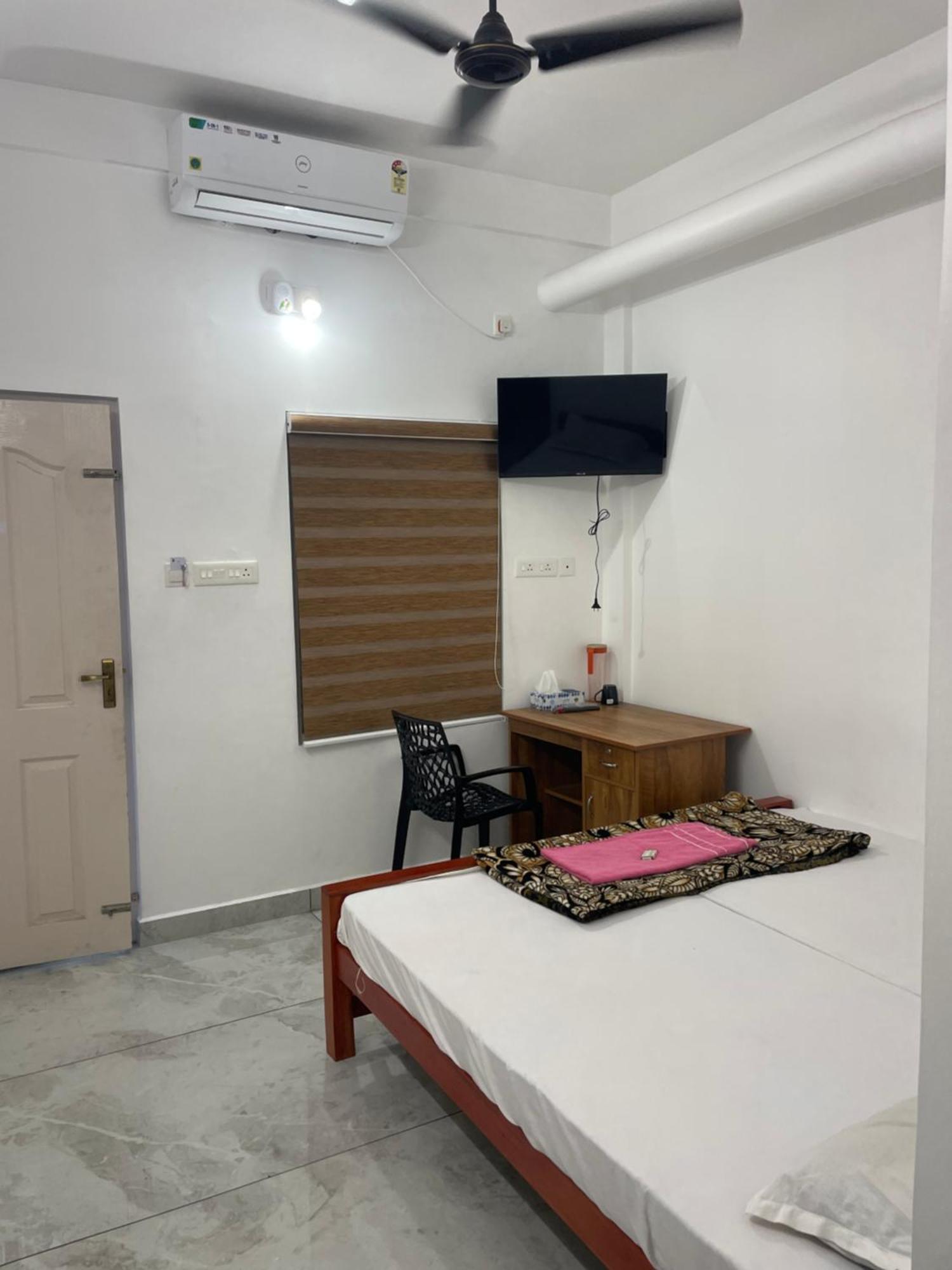 New Star Homes Kotamangalam Exterior photo
